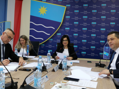 Vlada HNŽ-a utvrdila Prijedlog proračuna i s prosvjetarima usuglasila Anekse na koletivne ugovore