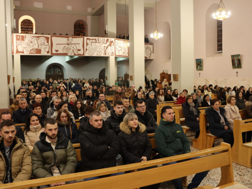 FOTO: Polnoćka na Šćitu