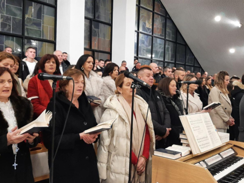 FOTO: Polnoćka u Rumbocima
