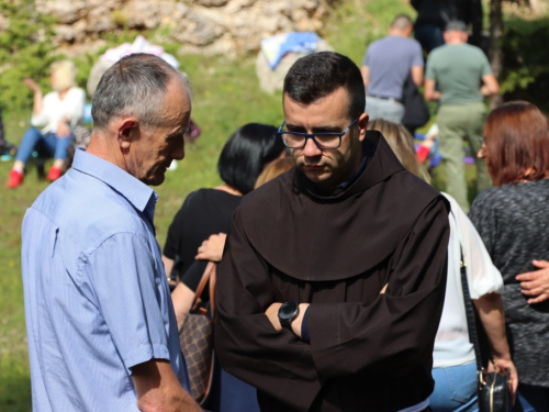 FOTO/VIDEO: Tisuće vjernika na Kedžari proslavilo 'Divin dan'