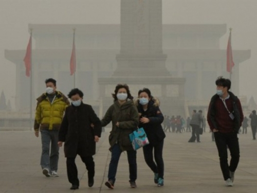 Peking ulaže 2.7 milijardi dolara u čišćenje zraka