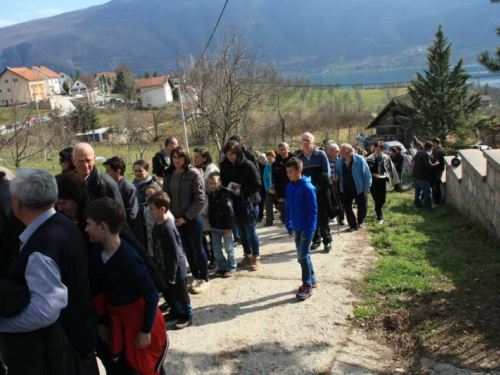 FOTO: Ramski put križa na brdo Gračac