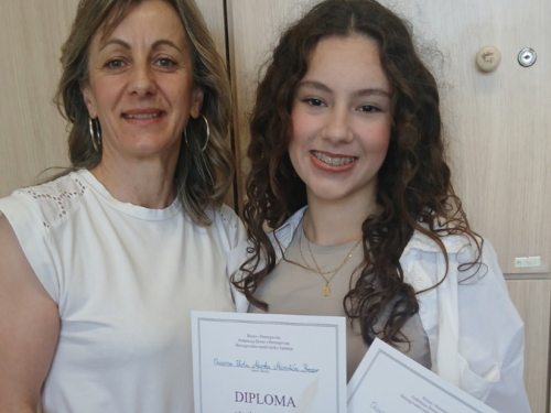 Ivona Juričević učenica generacije u OŠ Marka Marulića Prozor