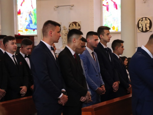 FOTO/VIDEO: Matura 2023. - Defile mladosti na ulicama Prozora