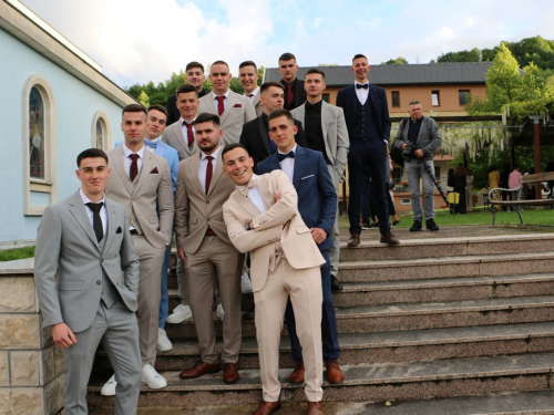 FOTO: Matura 2025. - Defile mladosti na ulicama Prozora