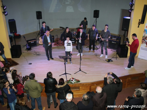 FOTO/VIDEO: Marko Bošnjak održao koncert zahvale u Prozoru