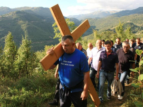 Dario Kordić na proslavi Dana 3. bojne brigade Rama na Uzdolu