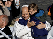 Papa pozvao na hitno oslobađanje 315 otetih iz katoličke škole u Nigeriji