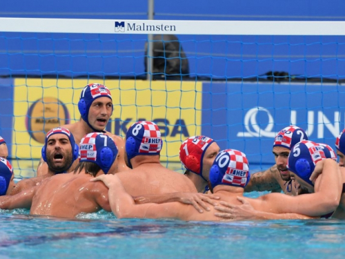 Hrvatski vaterpolisti razbili Nizozemce 17 razlike: Blizu su plasmana na Olimpijske igre