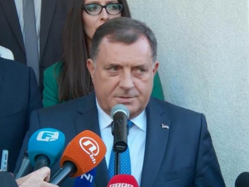 Dodik: Prije će se BiH raspustiti nego što će biti unitarna