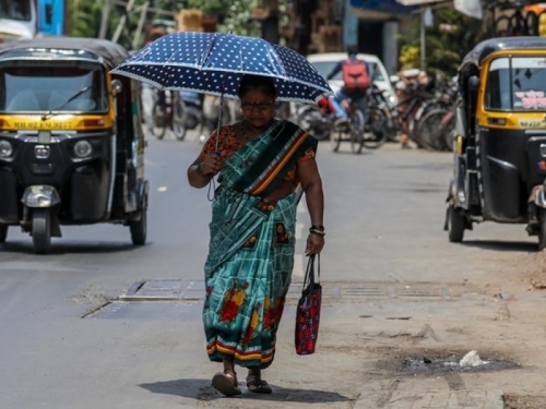 Gotovo 100 ljudi u Indiji umrlo tijekom toplinskog vala