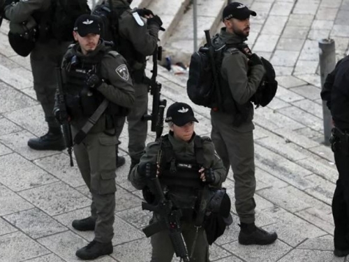 Terorist se automobilom zaletio u mnoštvo u Jeruzalemu i ozlijedio 14 ljudi
