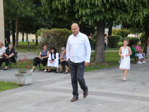 FOTO: Promocija knjige dr. sc. Šimuna Novakovića i druga večer trodnevnice na Šćitu