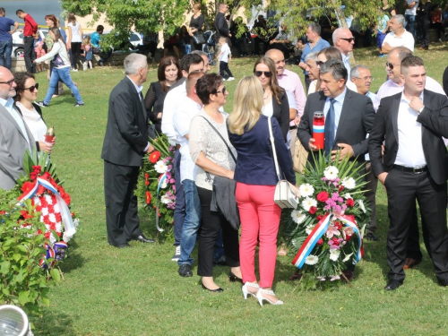 FOTO/VIDEO: Mala Gospa Rama-Šćit 2016.