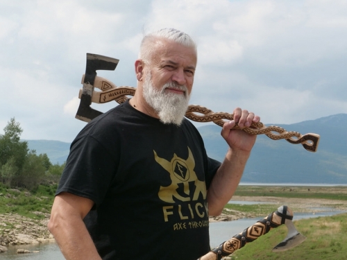 Duvanjski Viking unikatnim sjekirama osvaja svijet