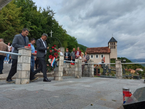 FOTO: Na Hudutskom obilježena 29. obljetnica stradanja Hrvata