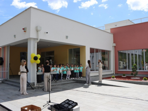 FOTO: Svečano otvoren novi dječji vrtić u Prozoru