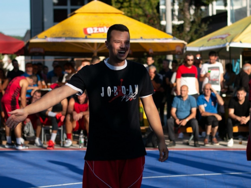 FOTO: Ekipa ''La Pont'' pobjednik 18. Streetball Rama 2020.