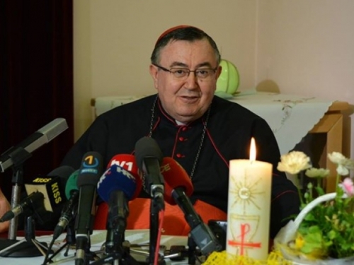 Uskrsna poruka kardinala Puljića: Ponovno trebamo doživjeti Uskrslog Krista