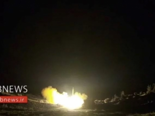 Tri rakete pogodile američko veleposlanstvo u Iraku