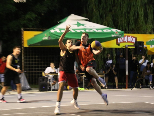 FOTO: Druga večer Streetball turnira u Prozoru