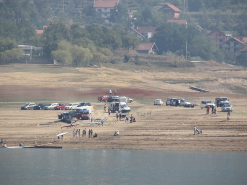 FOTO: Veslačka regata na Ramskom jezeru