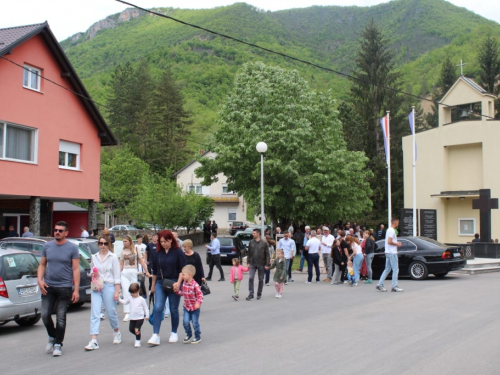 FOTO: Na Lugu proslavljen sveti Josip Radnik