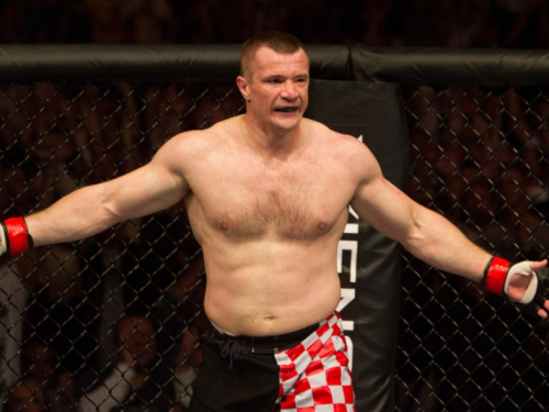 Cro Cop gušenjem sredio Korejca!