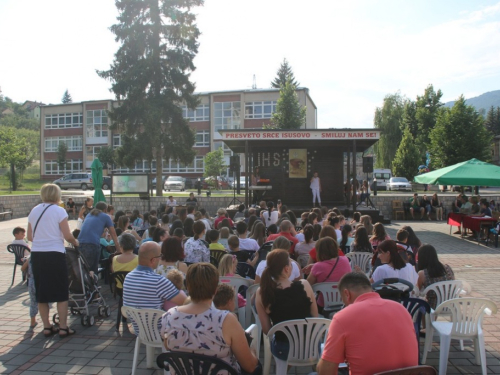 FOTO: U Prozoru održan XI festival duhovne glazbe 'Djeca pjevaju Isusu'