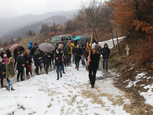 FOTO: Put križa - Prva korizmena nedjelja u župi Uzdol