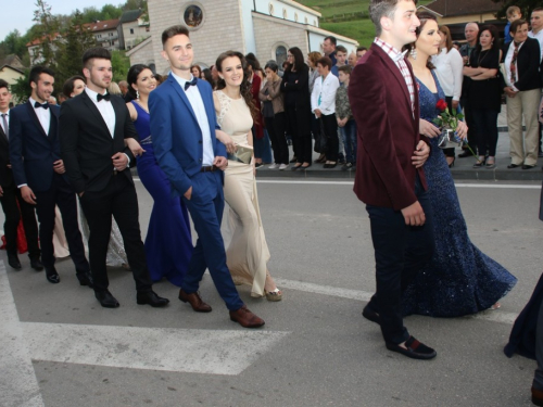 FOTO/VIDEO: Matura 2017. - Defile mladosti na ulicama Prozora