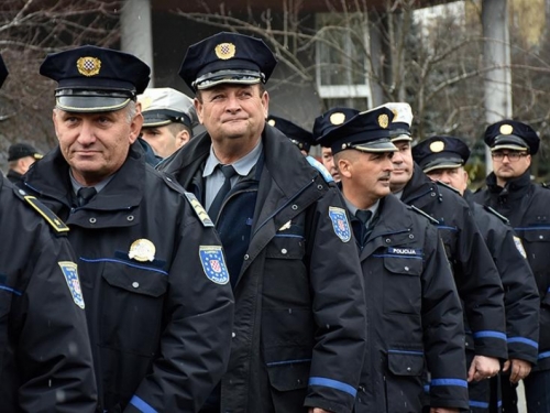 Po uzoru na EU: Vijeće ministara odlučilo kako će izgledati policijske uniforme