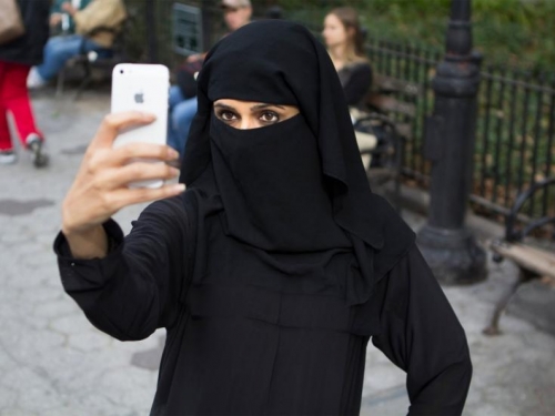 Danska uvela zabranu nošenja nikaba u javnosti