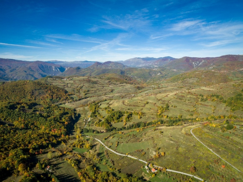 FOTO/VIDEO: Uzdol i Krančići u bojama jeseni