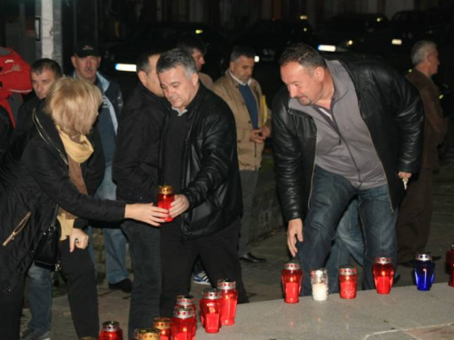 FOTO: Rama je uz Vukovar - odana počast herojima Vukovara