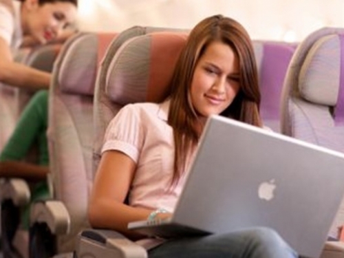 Internet u zrakoplovima novi izvor prihoda