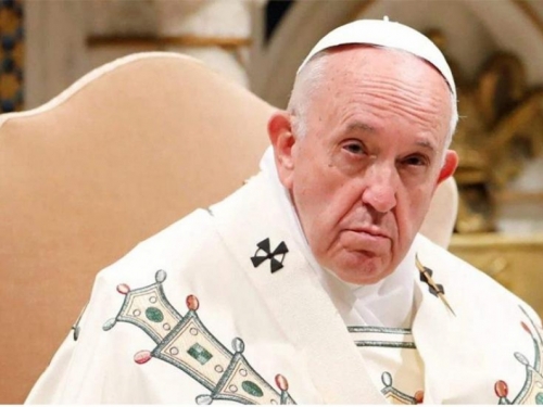 Papa: Pandemija je dovela u pitanje vrijednosti koje postavljaju novac i moć