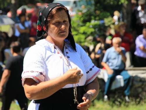 FOTO/VIDEO: Proslava Dive Grabovčeve na Kedžari