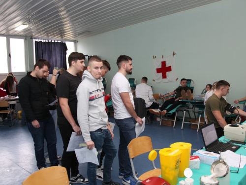 FOTO: Uspješna akcija darivanja krvi u Prozoru