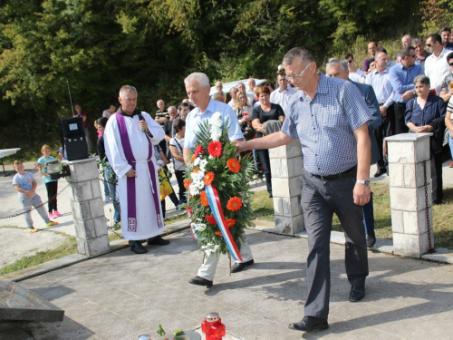 FOTO: Obilježena 23. obljetnica stradanja Hrvata na Hudutskom