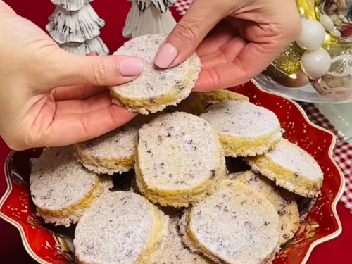Božićni kolač koji možete napraviti odmah, a što duže stoji to je bolji