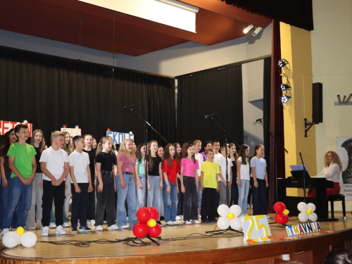 FOTO: Svečano obilježen Dan OŠ Marka Marulića Prozor