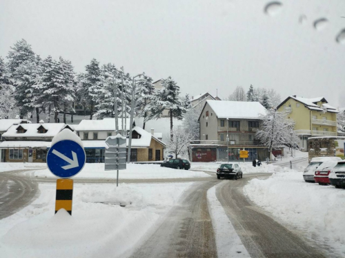 FOTO: U Rami napadalo 30 cm novog snijega