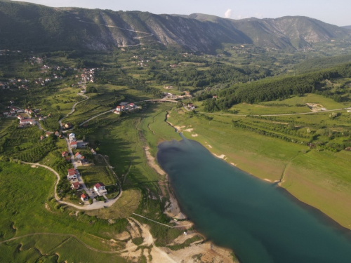 VIDEO/FOTO: Vikendica Bošnjak će ispuniti sva vaša očekivanja!