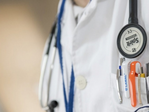 Liječnici u HNŽ-u će dobiti povećane plaće, nema razloga za štrajk u rujnu