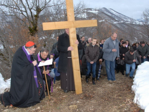 Prof. dr. Pavo Jurišić u nedjelju predvodi križni put na uzdolsku kalvariju