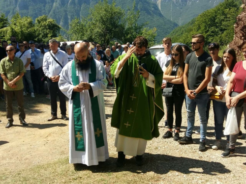 FOTO: Na Pomenu obilježena 26. obljetnica stradanja hrvatskih branitelja