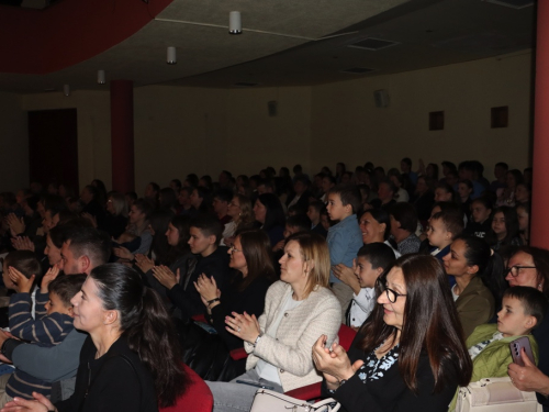 FOTO: Svečano obilježen Dan OŠ Marka Marulića Prozor