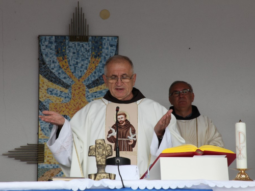 FOTO: Vanjska proslava svetoga Franje u Rumbocima