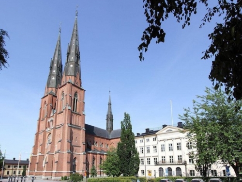 Švedska crkva zabranjuje da se Boga zove "On", svećenici moraju koristiti rodno neutralni naziv